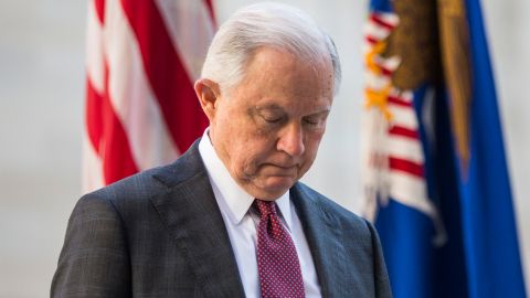 El presidente Trump le pidió a Sessions renunciar.
