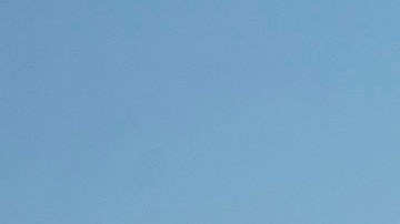 El presidente Trump avanza con su prohibición de viaje a musulmanes de seis naciones.