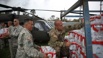 Miembros de la Guardia Nacional ya se encuentran ayudando a la población en Puerto Rico.