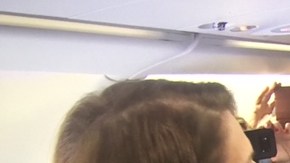 María Antonieta Collins regaló películas de Cantinflas al Papa.