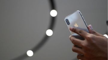 iPhone X es un gran "salto" para Apple, pero ¿cuán revolucionaria es realmente la tecnología que presenta?