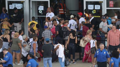 El huracán María dejó a muchos en Puerto Rico sin hogar