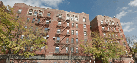 El ataque tuvo lugar en un edificio de la avenida Cauldwell en El Bronx.