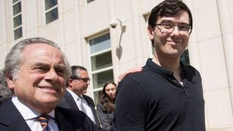 Shkreli, a la izquierda, ha protagonizado numerosas polémicas en redes sociales.