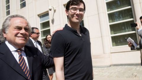 Shkreli, a la izquierda, ha protagonizado numerosas polémicas en redes sociales.