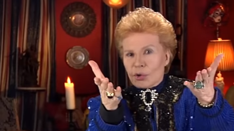 Walter Mercado.