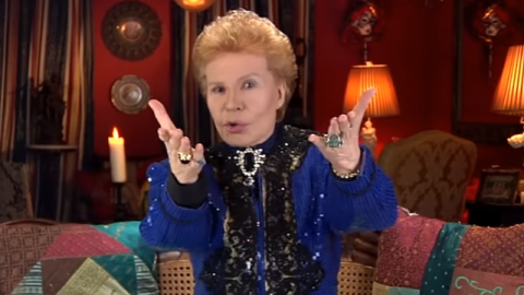 Walter Mercado.