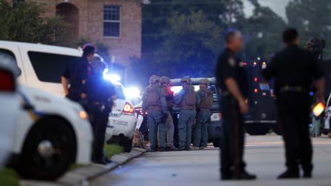 Un alumno de la Universidad Tecnológica de Texas, detenido por posesión de drogas, asesinó hoy de un tiro en la cabeza a un policía, informó en un comunicado el centro de educación superior. EFE/AARON M. SPRECHER