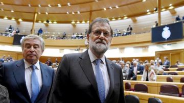 El presidente Mariano Rajoy, tras el pleno del Senado que aprobó por mayoría absoluta las medidas que, al amparo del artículo 155 de la Constitución, prevén devolver la legalidad constitucional Cataluña.