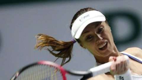 La suiza Martina Hingis se retiró definitivamente del tenis luego de ser eliminada del torneo de dobles de Singapur. (Foto: EFE/EPA/WALLACE WOON)