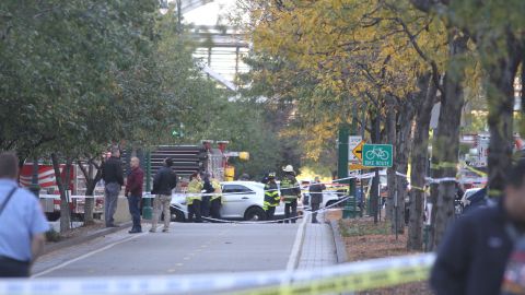 Hombre que manejaba la camioneta de Home Depot mata a 8 personas, de ellas 5 argentinos, en el ataque terrorista del Bajo Manhattan.