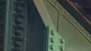 El concejal Rafael Espinal junto con el empresario Julio Tavares, el viernes en Fulton Avenue./A. B. N