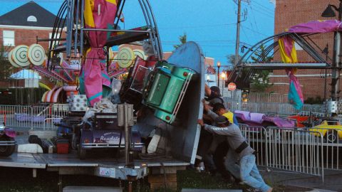 Documental "Farewell Ferris Wheel", expone los retos del programa de visas "H-2B" y el papel de los trabajadores migrantes mexicanos en ferias y parques temáticos. Foto: suministrada