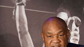 George Foreman y Steven Seagal. Getty Images