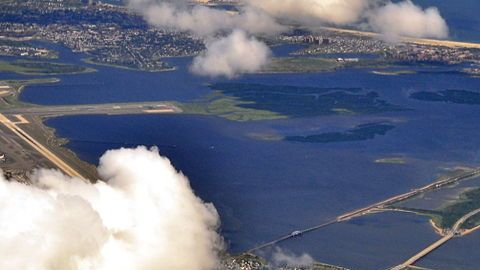 Vista de Jamaica Bay desde el noroeste.