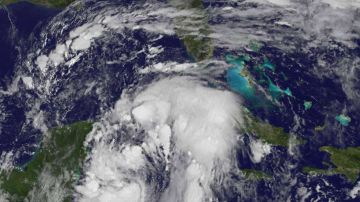 Imágenes de la tormenta Nate en México, el 6 de octubre pasado.