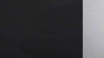 El oficial de policía Robinson se encargó de que un niño tuviera el mejor cumpleaños, mientras la madre fue arrestada.