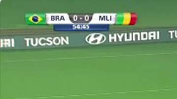 Garrafal error del portero de Mali