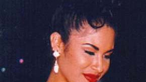 Saldívar administraba las tiendas de ropa de Selena.