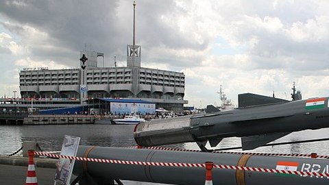 El BrahMos es un misil de crucero supersónico de corto alcance.