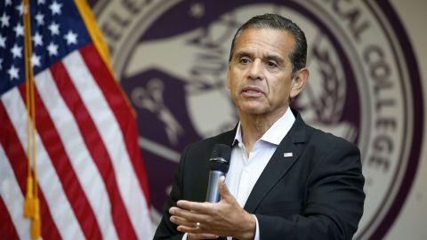 El exalcalde angelino, Antonio Villaraigosa, aspira ahora a ser gobernador de California. (Aurelia Ventura/ La Opinion)