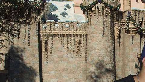 Chiquis y Lorenzo visitan Disneyland