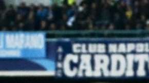 El argentino Sergio Aguero de Manchester City celebra al anotar el 3-2 ante Napoli en la Liga de Campeones de Europa. (Foto: EFE/CIRO FUSCO)