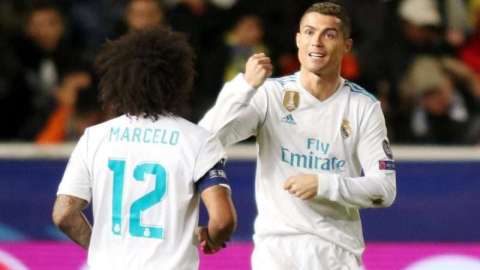 Cristiano Ronaldo anotó un doblete con el Real Madrid ante el Apoel Nicosia en Champions League. (Foto: EFE/Katia Christodoulou)