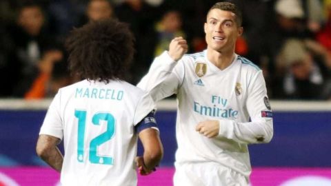 Cristiano Ronaldo anotó un doblete con el Real Madrid ante el Apoel Nicosia en Champions League. (Foto: EFE/Katia Christodoulou)