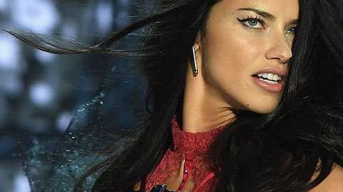Adriana Lima es una modelo de origen brasileño.