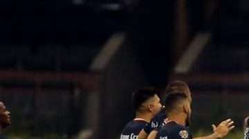 América se impuso al Querétaro en una serie desastrosa de penaltis.