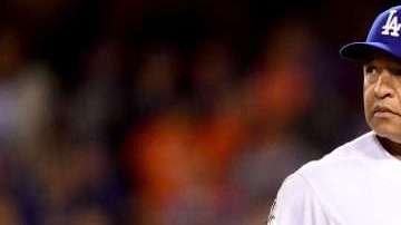 Una serie de decisiones raras e injustificables del manager Dave Roberts le hicieron reprobar el gran examen de la Serie Mundial. (Foto: Getty Images)