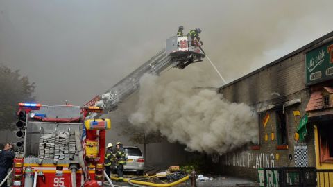 El incendio fue de cuatro alarmas.