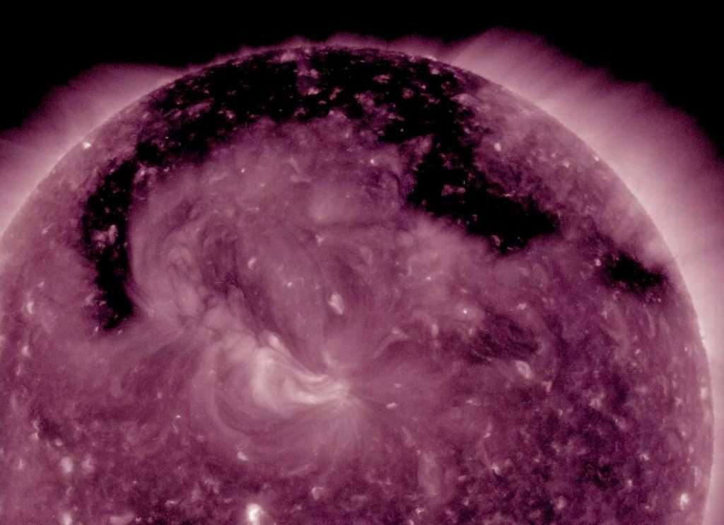 NASA encuentra enorme agujero en el Sol El Diario NY