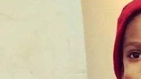 Elijah entró en shock después de ingerir queso. Los médicos en la emergencia del Hospital de Harlem no pudieron salvarlo.