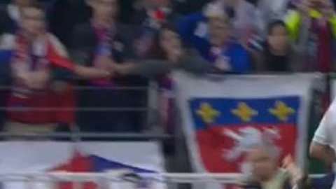 Cuco Martina quedó inconsciente en pleno partido