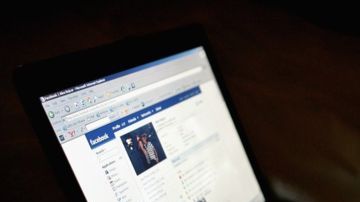 Facebook prueba un mecanismo para que las personas puedan enviar fotos de desnudos sin riesgos.