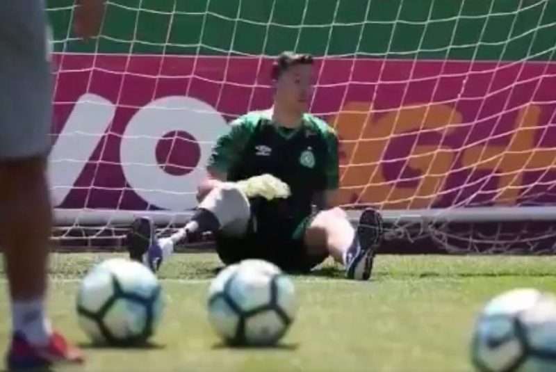 El portero Jackson Follmann volvió a entrenarse con el Chapecoense.