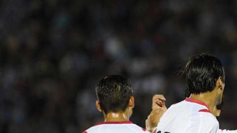 Costa Rica's  playerS Bryan Ruiz (R), David Ramirez  (C) and Alvaro Saborio celebrate their  second goal against Uruguay during their friendly football match at Centenario Stadium in Montevideo on November 13, 2014.  AFP PHOTO/Miguel Rojo.        (Photo credit should read MIGUEL ROJO/AFP/Getty Images)