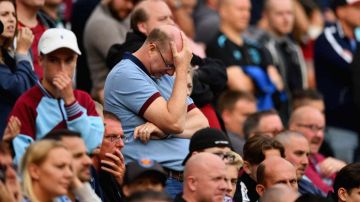 Los hinchas de West Ham están desesperados.  Dan Mullan/Getty Images