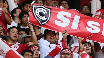 Los peruanos sueñan con Rusia 2018. Daniel Apuy/Getty Images