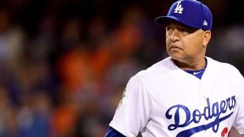 Dave Roberts, manager de Los Angeles Dodgers confía en ganar la Serie Mundial y mandará a Yu Darvish a la loma para el séptimo juego. (Foto: Harry How/Getty Images)