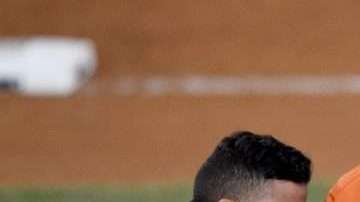 Lance McCullers Jr. y José Altuve de los Houston Astros celebran en el juego 7 de la Serie Mundial ante los Dodgers de Los Angeles. (Foto: Kevork Djansezian/Getty Images)