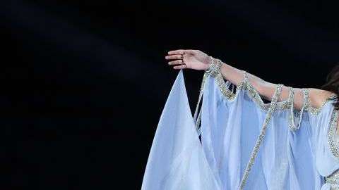 El vestuario le jugó una mala pasada a Hadid.