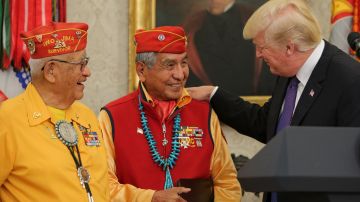 El presidente Trump causó polémica por su comentario sobre "Pocahontas".