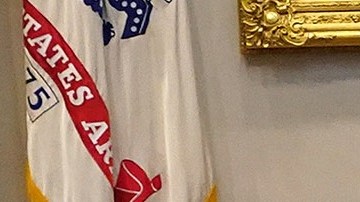 El presidente Trump sigue publicando tuits incendiarios.