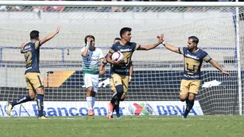 Los Pumas y Santos Laguna empataron en el estadio Olímpico Universitario. (Foto: Imago7/Álvaro Paulin)