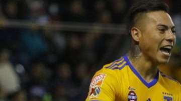 El chileno Eduardo Vargas de Tigres festeja el empate a León en la ida de cuartos de final de la Liguilla mexicana. (Foto: Imago7)