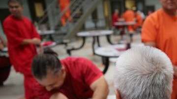 El 25% de los inmigrantes detenidos son enviados a cárceles de Geo Group.