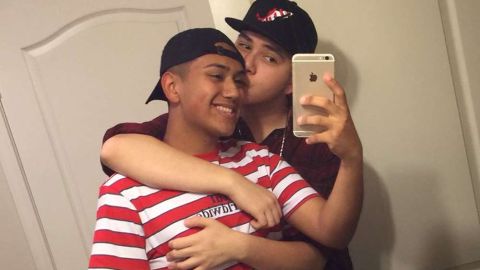 Johnny López, el hijo menor de Jenni Rivera, y su novio Joaquín